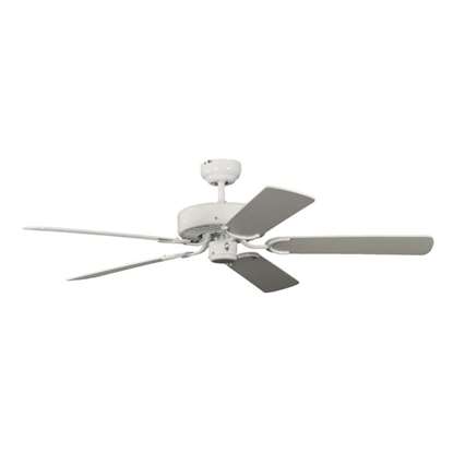 Immagine di Ventilatore da soffitto Potkuri Ø 132cm. Bianco. Eliche bianco/bianco rattan.